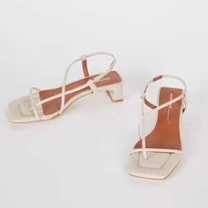 Intentionally Blank freya heeled sandal size 39
